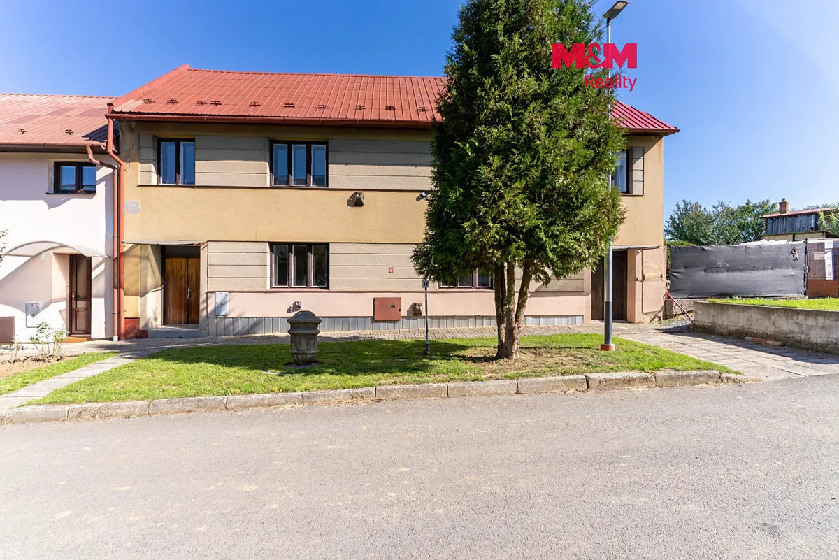 Prodej rodinného domu 180 m², pozemek 355 m²